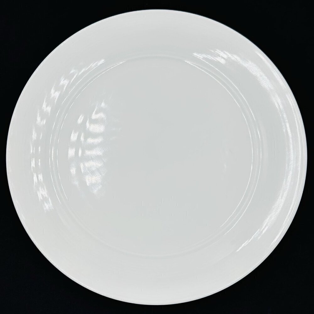 Rene Ozorio All White Aura 10.75" Banquet Rim Dinner Plate MINT